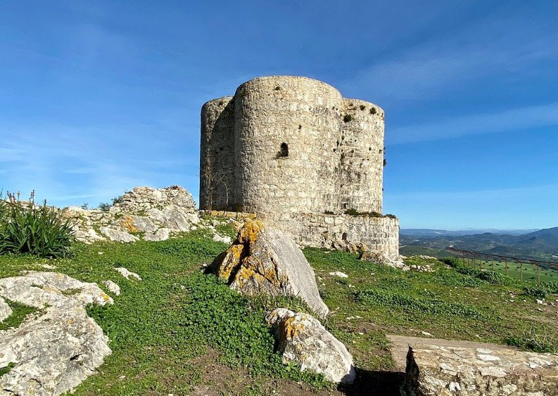 Castillo de Cote, Spain
